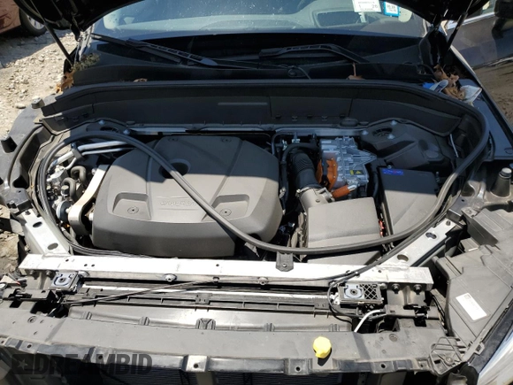 2024 Volvo XC90 Ultimate Bright Theme with VIN YV4H60CF2R1232864, listed as a Copart auction lot 62267935 with 10,753 mi miles and Salvage title. Bid and sale history available at DreamBid. Image 12.