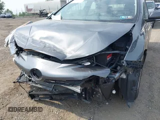 2017 Toyota Prius Two with VIN JTDKARFU7H3049940, listed as a IAAI auction lot 42497958 with 230,140 mi miles and . Bid and sale history available at DreamBid. Image 6.