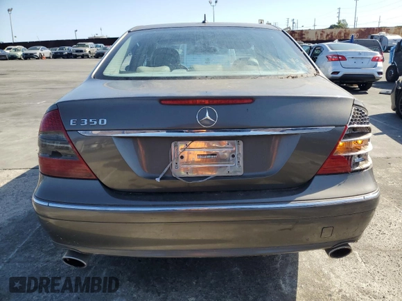 2008 Mercedes-Benz E-Class Luxury 3.5L with VIN WDBUF56X18B339804, listed as a Copart auction lot 51978185 with 45,239 mi miles and Clean Title. Bid and sale history available at carsss.com. Image 6.