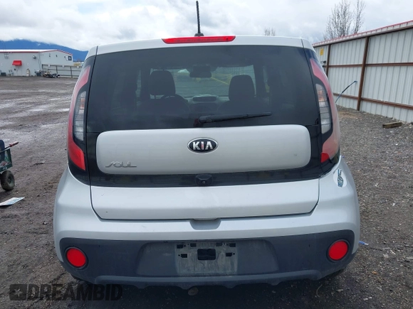 2019 Kia Soul z VIN KNDJN2A24K7676852, wystawiony jako IAAI lot #41932846 z przebiegiem 59 062 mil mil oraz . Historia ofert i sprzedaży dostępna na DreamBid. Obrazek 16.