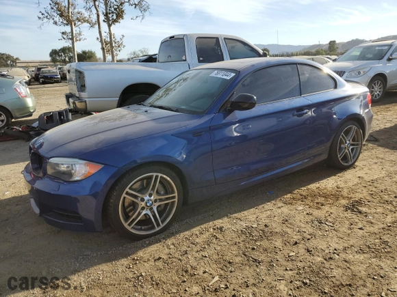 2013 BMW 1 Series 135i with VIN WBAUC9C53DVY60615, listed as a Copart auction lot 76811044 with 77,183 mi miles and Salvage Title. Bid and sale history available at carsss.com. Image 1.