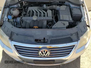 2008 Volkswagen Passat z VIN WVWCU73C88P118266, wystawiony jako Copart lot #53649095 z przebiegiem 50 217 mil mil oraz Czysty tytuł • Clean title. Historia ofert i sprzedaży dostępna na DreamBid. Obrazek 11.