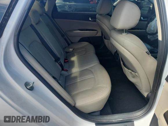 2017 Kia Optima EX с VIN 5XXGU4L32HG126726, выставлен на аукционе Copart как лот 61028895 с пробегом 77 148 миль миль и Списание • Salvage title. История ставок и продаж доступна на DreamBid. Изображение 10.