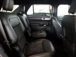 2022 Ford Explorer ST-Line with VIN 1FMSK7KH5NGB90368, listed as a Copart auction lot 41978595 with 61,693 mi miles and Salvage Title. Bid and sale history available at carsss.com. Image 11.