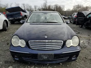 2007 Mercedes-Benz C 280 Luxury z VIN WDBRF92H87F900583, wystawiony jako Copart lot #84781174 z przebiegiem 164 003 mil mil oraz Czysty tytuł • Clean title. Historia ofert i sprzedaży dostępna na DreamBid. Obrazek 5.