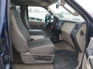 2010 Ford F-250 XL with VIN 1FTSX2B52AEB42475, listed as a IAAI auction lot 41363773 with 170,823 mi miles and . Bid and sale history available at DreamBid. Image 5.