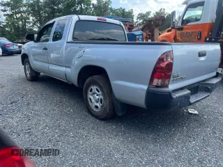 2012 Toyota Tacoma with VIN 5TFTX4CN0CX013172, listed as a Copart auction lot 64782915 with 147,168 mi miles and Clean title. Bid and sale history available at DreamBid. Image 3.