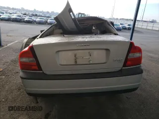 2001 Volvo S80 with VIN YV1TS90D411188848, listed as a Copart auction lot 82797104 with 0 mi miles and Salvage Title. Bid and sale history available at carsss.com. Image 6.