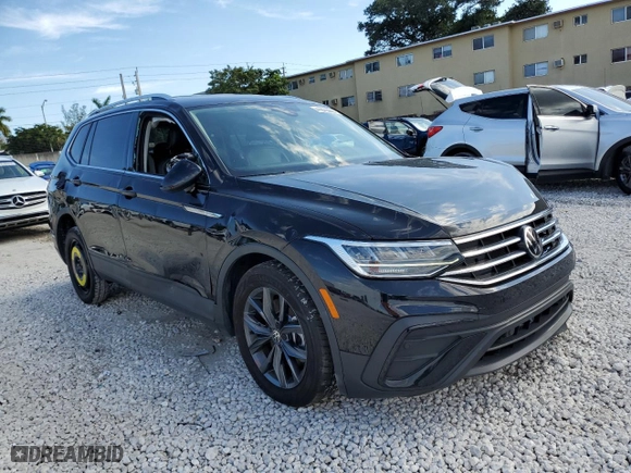 2023 Volkswagen Tiguan SE with VIN 3VV3B7AX4PM080861, listed as a Copart auction lot 41879085 with 28,836 mi miles and Non Repairable. Bid and sale history available at carsss.com. Image 4.