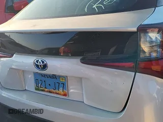 2019 Toyota Prius L Eco z VIN JTDKARFU0K3071589, wystawiony jako IAAI lot #42497984 z przebiegiem 54 762 mil mil oraz . Historia ofert i sprzedaży dostępna na DreamBid. Obrazek 18.