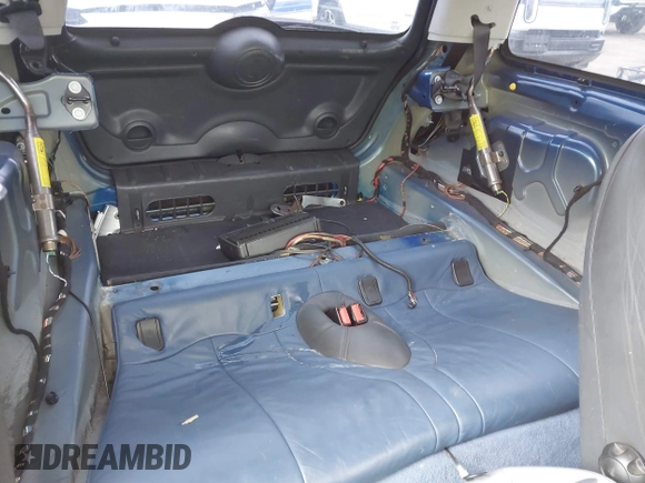 2006 MINI Hardtop S with VIN WMWRE33596TL21718, listed as a IAAI auction lot 42064271 with 177,664 mi miles and . Bid and sale history available at DreamBid. Image 8.