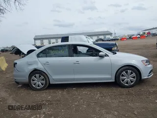2017 Volkswagen Jetta S с VIN 3VW2B7AJ3HM384428, выставлен на аукционе IAAI как лот 41942676 с пробегом 57 167 миль миль и . История ставок и продаж доступна на DreamBid. Изображение 13.