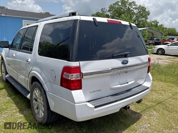 2017 Ford Expedition Limited with VIN 1FMJU1KT8HEA12008, listed as a Copart auction lot 61261115 with 46,620 mi miles and Clean title. Bid and sale history available at DreamBid. Image 3.