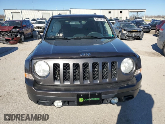 2014 Jeep Patriot Sport with VIN 1C4NJRBB8ED924658, listed as a Copart auction lot 42917435 with 151,953 mi miles and Salvage Title. Bid and sale history available at carsss.com. Image 5.