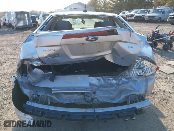 2011 Ford Fusion SE with VIN 3FAHP0HA2BR194051, listed as a IAAI auction lot 41712044 with 64,001 mi miles. Bid and sale history available at carsss.com. Image 16.