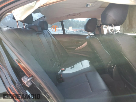 2015 BMW 3 Series 320i xDrive с VIN WBA3C3G57FNS74571, выставлен на аукционе Copart как лот 58059955 с пробегом 110 944 миль миль и Списание • Salvage title. История ставок и продаж доступна на DreamBid. Изображение 10.