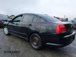 2005 Mitsubishi Galant ES with VIN 4A3AB36F65E073411, listed as a IAAI auction lot 40462734 with 261,599 mi miles. Bid and sale history available at carsss.com. Image 3.
