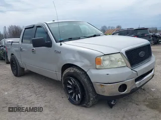 2007 Ford F-150 XLT z VIN 1FTPW12V57FB85598, wystawiony jako IAAI lot #42075317 z przebiegiem 202 309 mil mil oraz . Historia ofert i sprzedaży dostępna na DreamBid. Obrazek 1.
