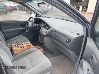 2001 Toyota Sienna LE with VIN 4T3ZF13C21U339020, listed as a IAAI auction lot 40836689 with 157,677 mi miles. Bid and sale history available at carsss.com. Image 5.