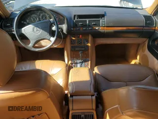 1994 Mercedes-Benz S with VIN WDBGA43E4RA171107, listed as a Copart auction lot 53186305 with 228,999 mi miles and Clean Title. Bid and sale history available at DreamBid. Image 8.