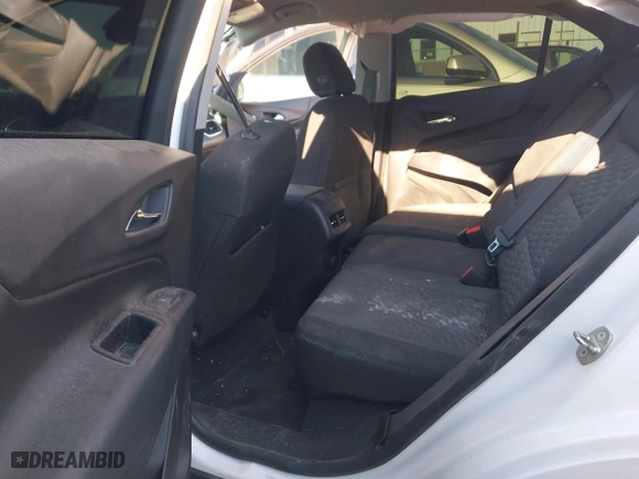 2018 Chevrolet Equinox LT with VIN 2GNAXJEV3J6285920, listed as a IAAI auction lot 41876822 with 117,203 mi miles. Bid and sale history available at carsss.com. Image 8.