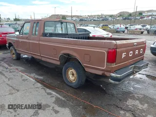 1989 Ford F-150 with VIN 1FTEX14Y1KKA59105, listed as a IAAI auction lot 42649376 with 50,869 mi miles and . Bid and sale history available at DreamBid. Image 3.