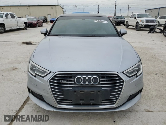 2017 Audi A3 e-tron Sportback Premium z VIN WAUUPBFF9HA098386, wystawiony jako Copart lot #46338015 z przebiegiem 69 401 mil mil oraz Czysty tytuł • Clean title. Historia ofert i sprzedaży dostępna na DreamBid. Obrazek 5.
