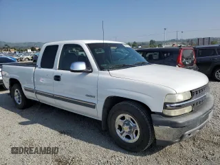 2000 Chevrolet Silverado 1500 LS with VIN 2GCEC19V0Y1122598, listed as a Copart auction lot 53875795 with 86,066 mi miles and Salvage Title. Bid and sale history available at DreamBid. Image 4.