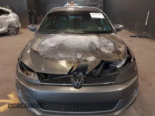 2012 Volkswagen Jetta GLI Autobahn with VIN 3VW5A7AJ9CM403220, listed as a IAAI auction lot 42110111 with 139,382 mi miles and . Bid and sale history available at DreamBid. Image 6.