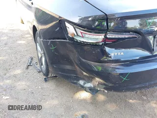 2019 Volkswagen Jetta S с VIN 3VWCB7BU9KM272513, выставлен на аукционе IAAI как лот 42503506 с пробегом 67 938 миль миль и . История ставок и продаж доступна на DreamBid. Изображение 16.