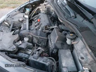 2019 Honda HR-V LX z VIN 3CZRU5H31KG714932, wystawiony jako IAAI lot #43315941 z przebiegiem 161 350 mil mil oraz . Historia ofert i sprzedaży dostępna na DreamBid. Obrazek 19.