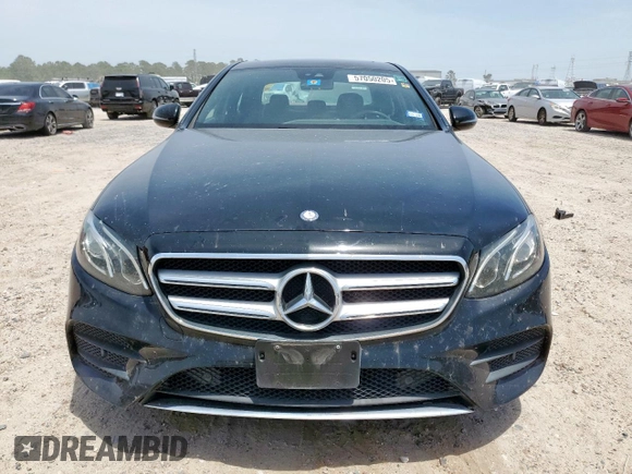 2017 Mercedes-Benz E 300 Luxury with VIN WDDZF4JB8HA123652, listed as a Copart auction lot 57050205 with 105,048 mi miles and Salvage title. Bid and sale history available at DreamBid. Image 5.