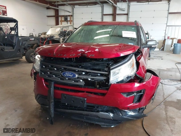 2019 Ford Explorer XLT with VIN 1FM5K7D84KGA27717, listed as a IAAI auction lot 41281945 with 134,956 mi miles. Bid and sale history available at carsss.com. Image 13.