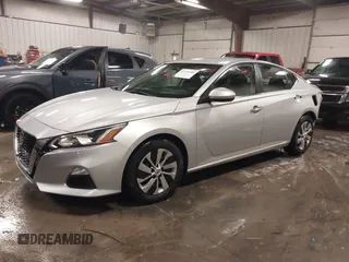 2019 Nissan Altima 2.5 S with VIN 1N4BL4BV9KC149515, listed as a IAAI auction lot 41236906 with 85,052 mi miles. Bid and sale history available at carsss.com. Image 19.