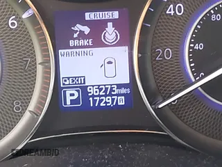 2017 Infiniti QX80 z VIN JN8AZ2NF1H9640040, wystawiony jako IAAI lot #41569442 z przebiegiem 96 273 mil mil oraz . Historia ofert i sprzedaży dostępna na DreamBid. Obrazek 15.