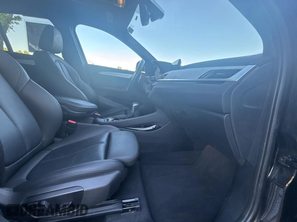2018 BMW X1 xDrive28i with VIN WBXHT3C33J5K24081, listed as a Copart auction lot 55887425 with 178,946 mi miles and Clean Title. Bid and sale history available at carsss.com. Image 5.