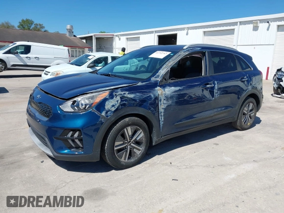2021 Kia Niro LX with VIN KNDCB3LC1M5471386, listed as a IAAI auction lot 41752763 with 34,609 mi miles. Bid and sale history available at carsss.com. Image 18.
