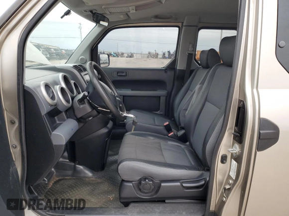 2004 Honda Element EX with VIN 5J6YH18604L013033, listed as a Copart auction lot 44820935 with 160,340 mi miles and Clean Title. Bid and sale history available at DreamBid. Image 7.