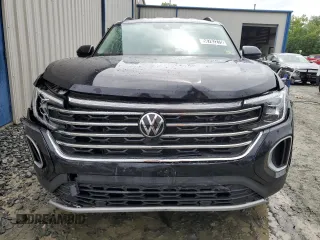 2024 Volkswagen Atlas SE with VIN 1V2HR2CA0RC581843, listed as a Copart auction lot 58782275 with 38,975 mi miles and Clean title. Bid and sale history available at DreamBid. Image 5.