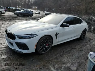 2022 BMW M8 Competition z VIN WBSGV0C06NCK00634, wystawiony jako Copart lot #42378105 z przebiegiem 19 469 mil mil oraz Szkoda całkowita • Salvage title. Historia ofert i sprzedaży dostępna na DreamBid. Obrazek 1.