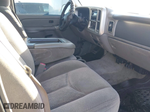2004 Chevrolet Suburban LS with VIN 3GNEC16Z64G292383, listed as a IAAI auction lot 41471905 with 1 mi miles. Bid and sale history available at carsss.com. Image 5.