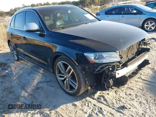 2014 Audi SQ5 Prestige with VIN WA1VGAFP6EA100952, listed as a IAAI auction lot 41006756 with 122,366 mi miles. Bid and sale history available at carsss.com. Image 1.