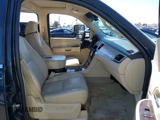 2007 Cadillac Escalade ESV z VIN 1GYFK66877R235810, wystawiony jako IAAI lot #42320143 z przebiegiem 247 150 mil mil oraz . Historia ofert i sprzedaży dostępna na DreamBid. Obrazek 5.