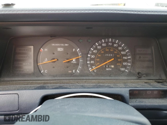 1991 Toyota Camry z VIN 4T1SV24E5MU355011, wystawiony jako Copart lot #51021185 z przebiegiem 135 881 mil mil oraz Czysty tytuł • Clean title. Historia ofert i sprzedaży dostępna na DreamBid. Obrazek 9.
