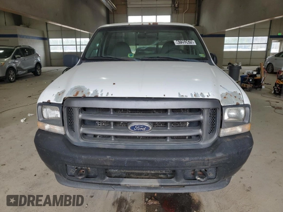 2003 Ford F-250 XL z VIN 3FTNF20L43MB35476, wystawiony jako Copart lot #47252475 z przebiegiem 434 412 mil mil oraz Czysty tytuł • Clean title. Historia ofert i sprzedaży dostępna na DreamBid. Obrazek 5.