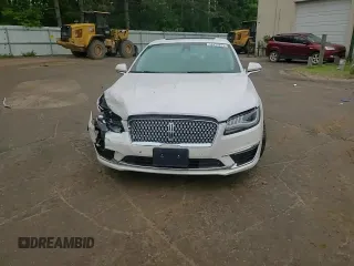 2019 Lincoln MKZ Hybrid Reserve II with VIN 3LN6L5MU8KR620816, listed as a Copart auction lot 58472075 with 38,421 mi miles and Salvage title. Bid and sale history available at DreamBid. Image 13.