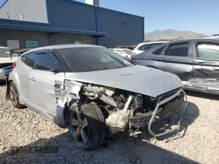 2015 Hyundai Veloster Turbo z VIN KMHTC6AE4FU221891, wystawiony jako Copart lot #58857565 z przebiegiem 144 671 mil mil oraz Szkoda całkowita • Salvage title. Historia ofert i sprzedaży dostępna na DreamBid. Obrazek 4.