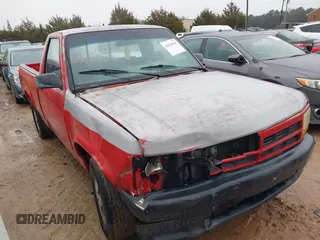 1996 Dodge Dakota z VIN 1B7FL26P1TS551841, wystawiony jako IAAI lot #41534036 z przebiegiem 229 386 mil mil oraz . Historia ofert i sprzedaży dostępna na DreamBid. Obrazek 1.