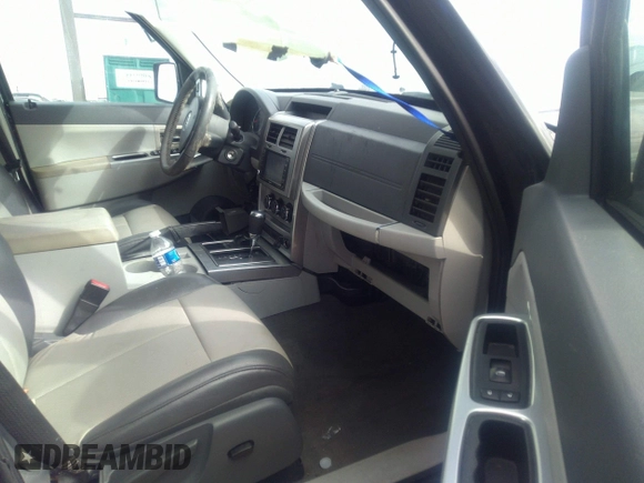 2008 Jeep Liberty Limited with VIN 1J8GN58K18W147979, listed as a IAAI auction lot 39960847 with 211,530 mi miles and . Bid and sale history available at DreamBid. Image 5.