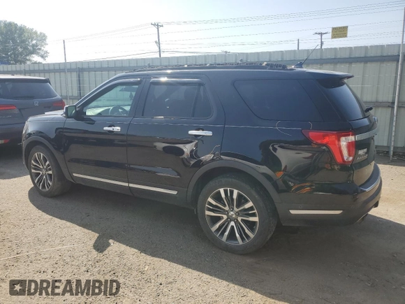 2018 Ford Explorer Platinum z VIN 1FM5K8HT7JGA51982, wystawiony jako Copart lot #57601575 z przebiegiem 126 400 mil mil oraz Szkoda całkowita • Salvage title. Historia ofert i sprzedaży dostępna na DreamBid. Obrazek 2.